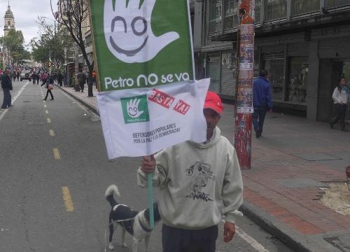petro no se va sign