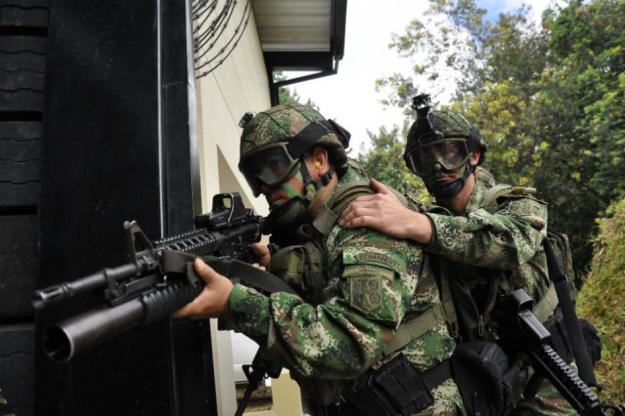 militaressanpedroFeb13