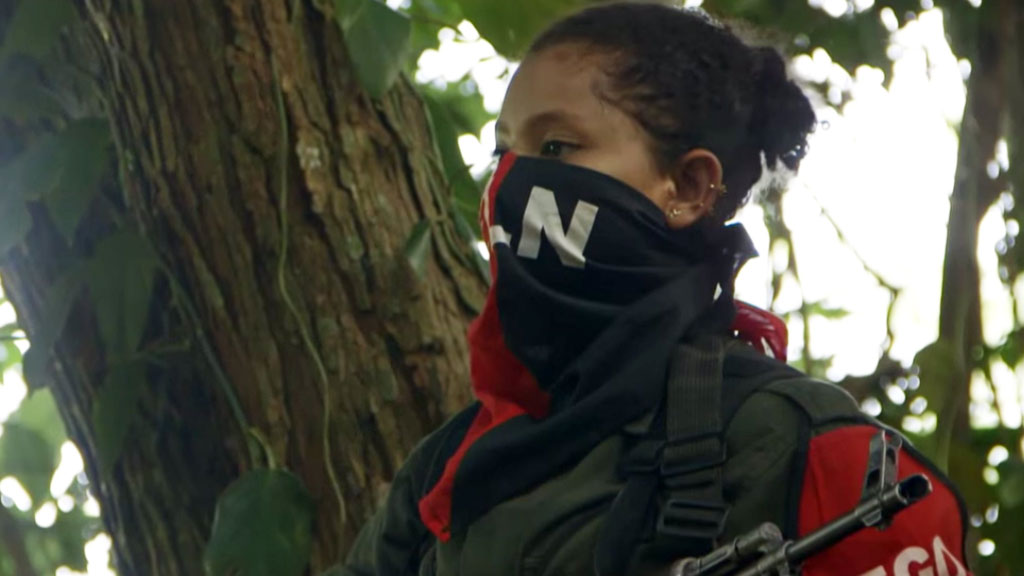 Female ELN guerrilla (Still: Youtube)