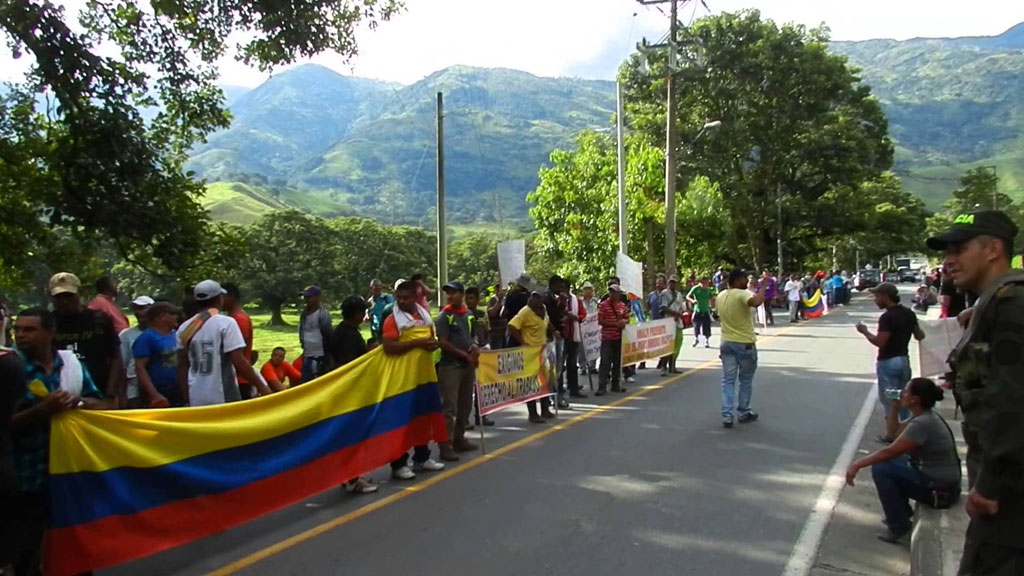 Miners taking part in a previous strike (Still: YouTube)