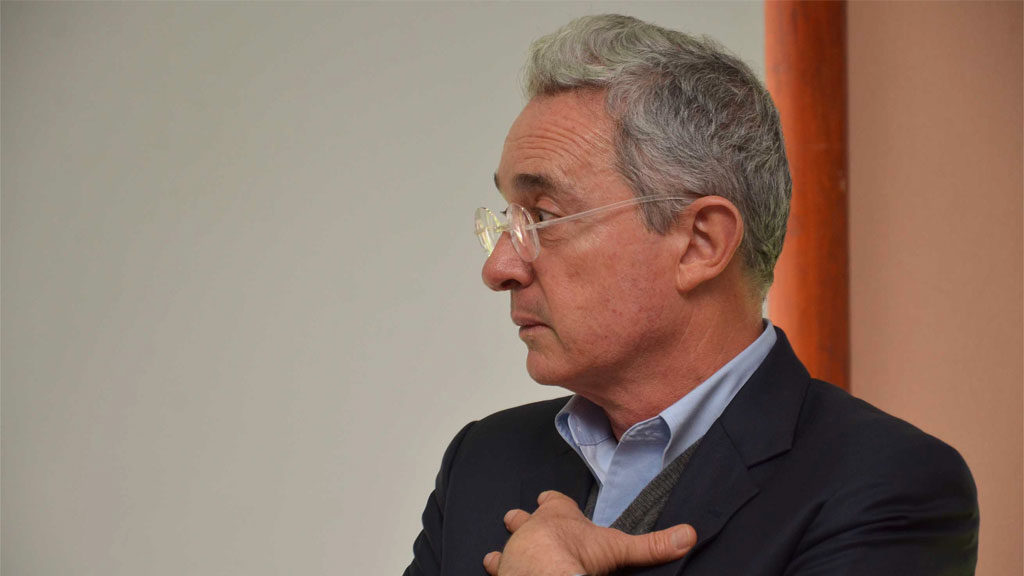 alvaro_uribe_f_centrodemocratico