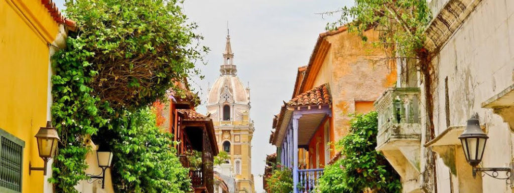 Bogotá is Colombia’s sprawling, high-altitude capital. La Candelaria, its cobblestoned center, features colonial-era landmarks like the neoclassical performance hall Teatro Colón and the 17th-century Iglesia de San Francisco.