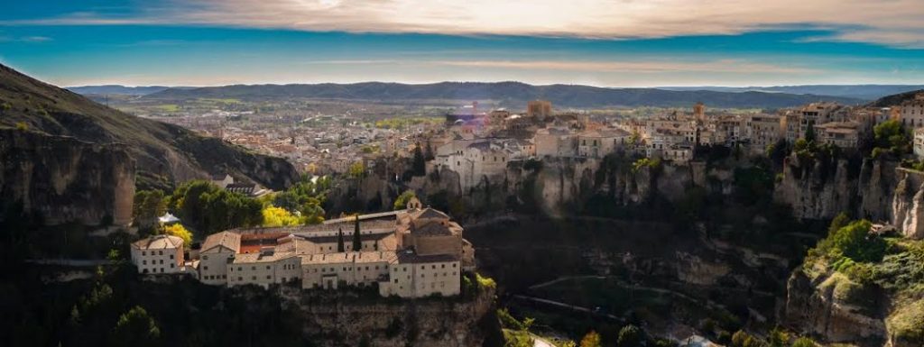 Cuenca (Santa Ana de los Ríos de Cuenca) is a city in southern Ecuador’s Andes mountains. It's known for its Tomebamba River waterfront and handicrafts including Panama hats.